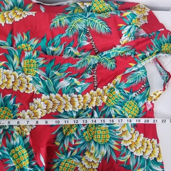 NWT Hilo Hattie Red Tropical Pineapple Print Hawaiian Wrap Dress Size M - Picture 9 of 14